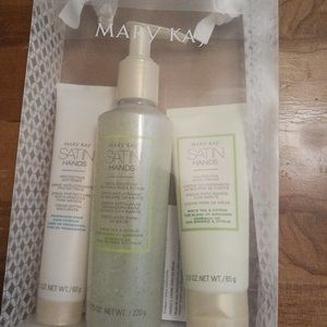 Mary Kay Satin hands set